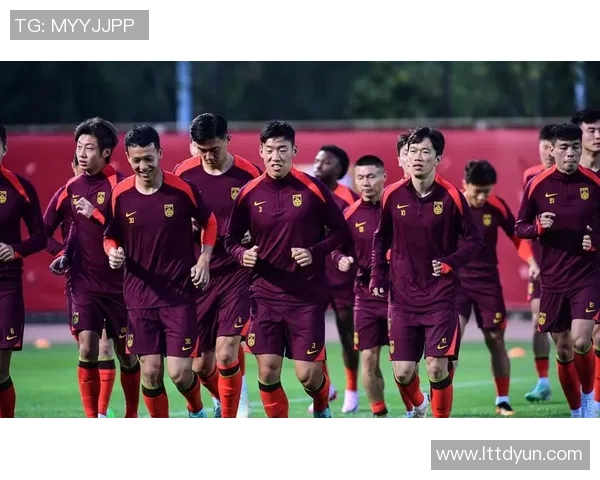 国足对阵伊朗上半场精彩回顾与战术分析